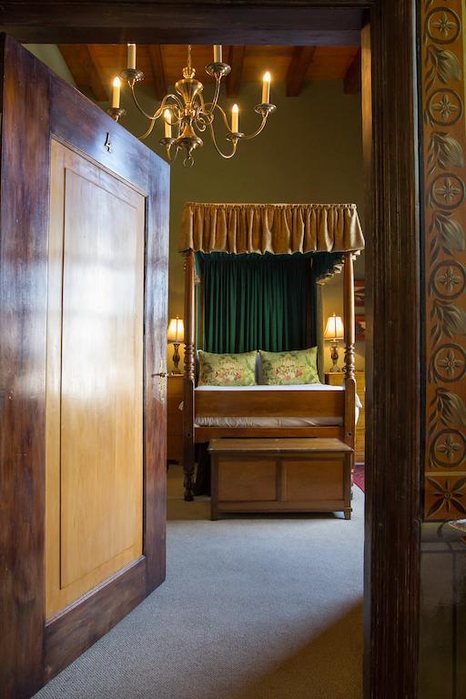 Dutch Manor Antique 4* Cape Town