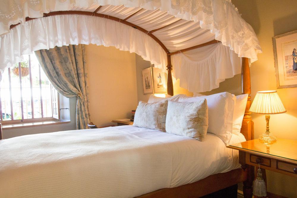 Dutch Manor Antique Hotel