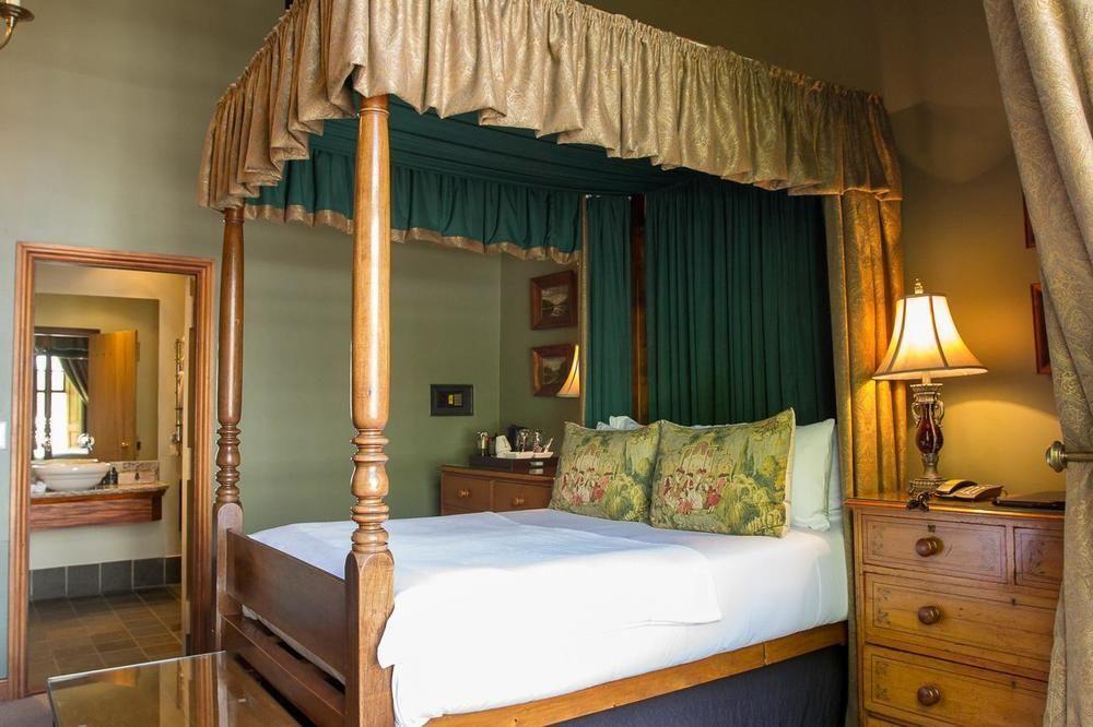 Dutch Manor Antique Hotel Cape Town