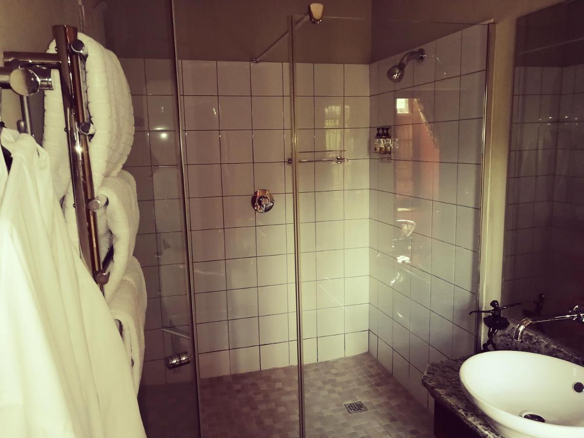 Dutch Manor Antique Hotel